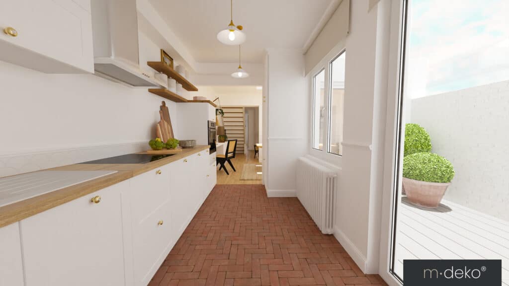 Cuisine blanche et bois, aménagement intérieur lumineux avec escalier, plan de travail et ouverture sur terrasse